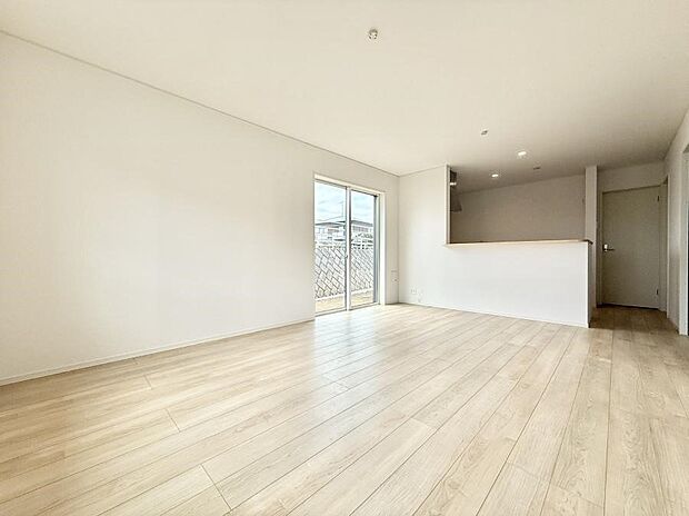 【ダイニング】■何気ない毎日を特別にする、癒しの空間