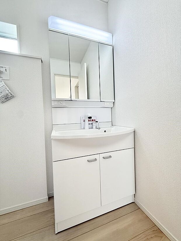 【洗面台・洗面所】■清潔感があり、気持ちよく使えます