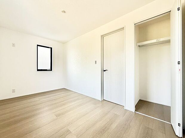 【子供部屋】■仕事や勉強のスペースに使うことで、集中しやすく静かな環境が整います