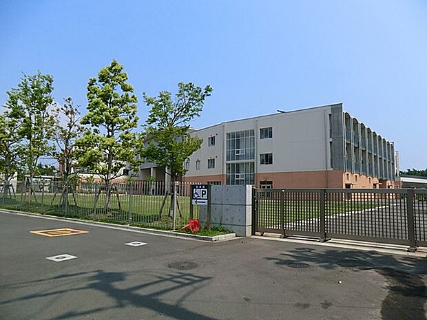 藤沢市立六会中学校(約80m・徒歩1分)