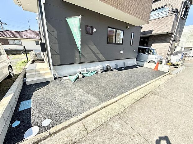 【駐車場】■自宅にカースペースがあると助かります