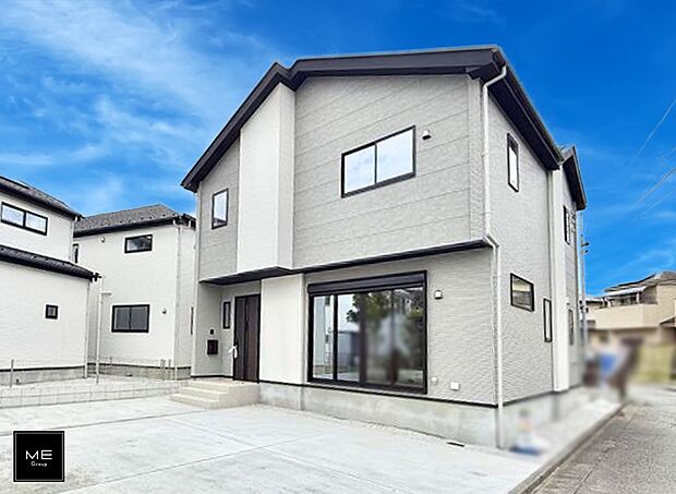 【現地外観写真】■家族みんなが笑顔で過ごせる、安心感のある住まい