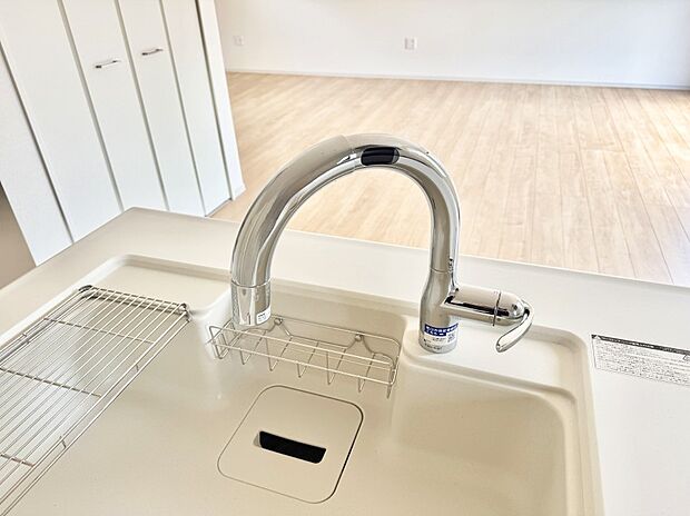 【浄水器】■清潔でおいしい水を手軽に供給してくれます