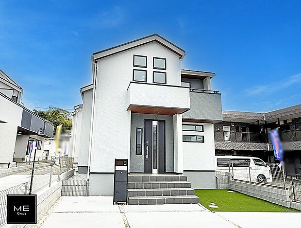 【現地外観写真】■家族みんなが笑顔で過ごせる、安心感のある住まい