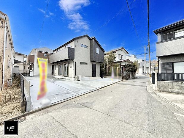 【前面道路含む現地写真】■新しい住まい、街の新しい風景