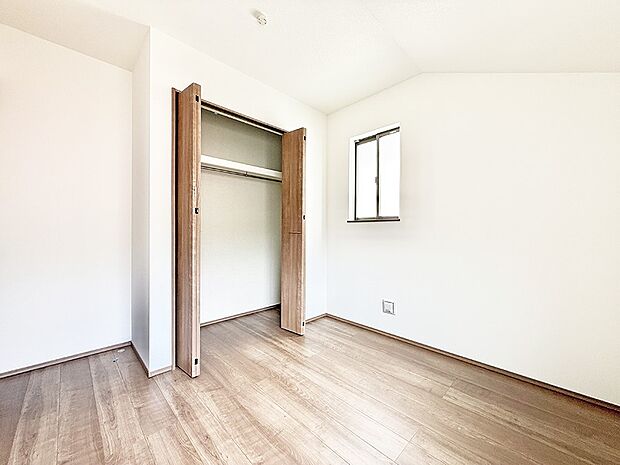 【子供部屋】B号棟 ■プライベート空間として静かで落ち着いた環境を提供してくれます