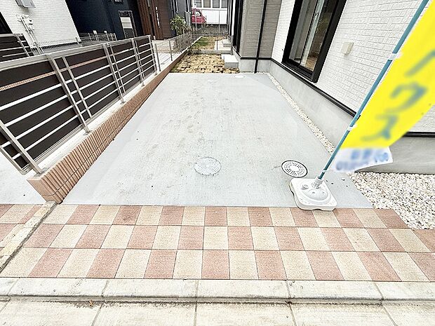 【前面道路含む現地写真】■新しい時代の息吹を感じる、心地よい環境