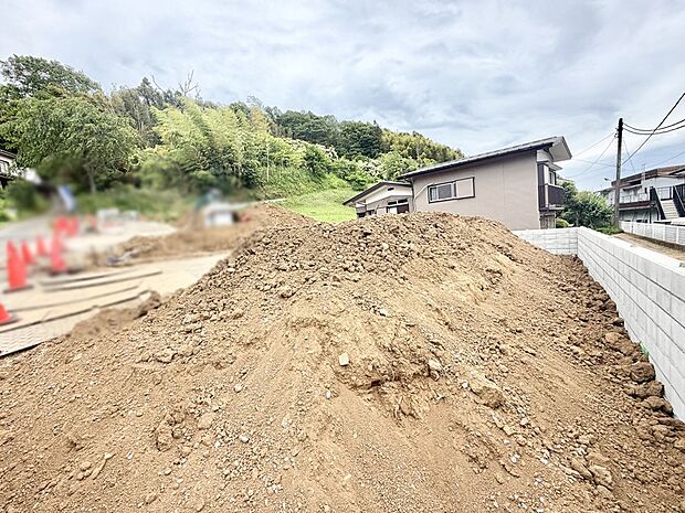 【現地外観写真】3号棟  ■新しい暮らしが始まる場所で、家族の絆を深める