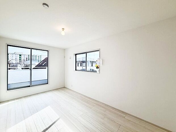 【子供部屋】1号棟  ■自分の好みに合わせたインテリアを整えやすく個性を反映できる場所です