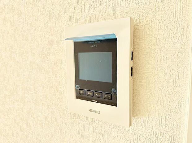 【TVモニター付インターフォン】■訪問者を確認できて安心感が増します