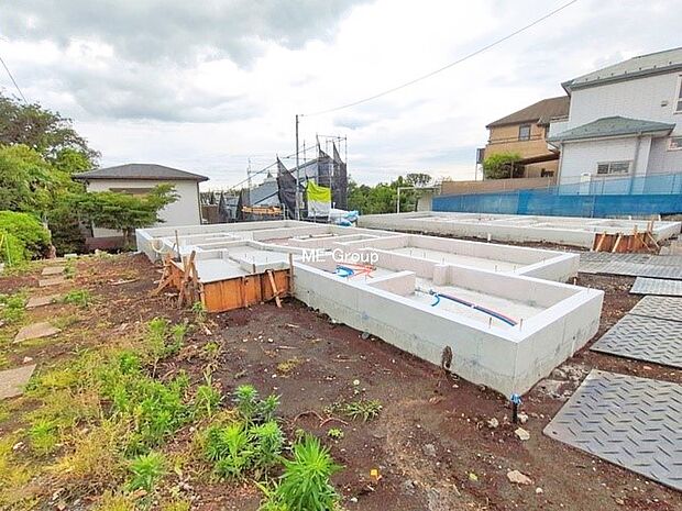 【現地外観写真】A号棟  ■新しい暮らしが始まる場所で、家族の絆を深める