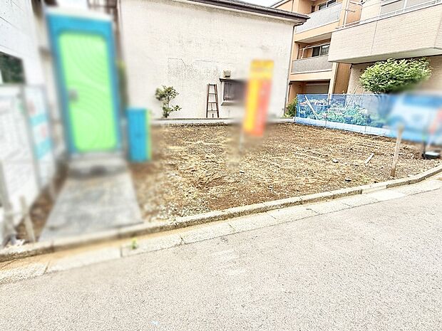 【現地外観写真】1号棟  ■新しい暮らしが始まる場所で、家族の絆を深める