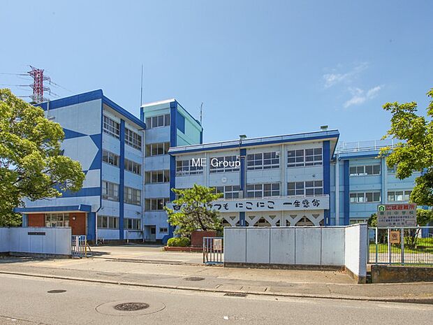 寒川町立寒川中学校（約600m・徒歩8分）