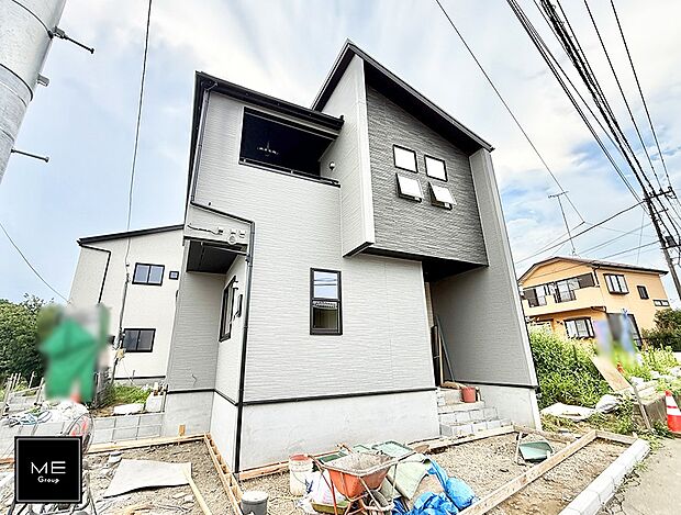 【現地外観写真】2号棟 ■暮らしを彩る充実した設備仕様が備わった住まい