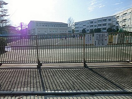 横浜市立小雀小学校 850m(11分)