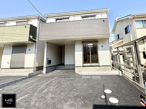 【現地外観写真】2号棟 ■暮らしを彩る充実した設備仕様が備わった住まい