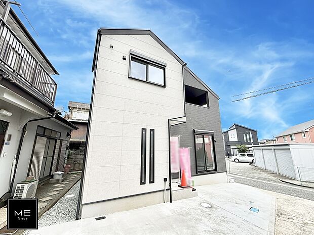 【現地外観写真】1号棟 ■家族みんなが笑顔で過ごせる、安心感のある住まい