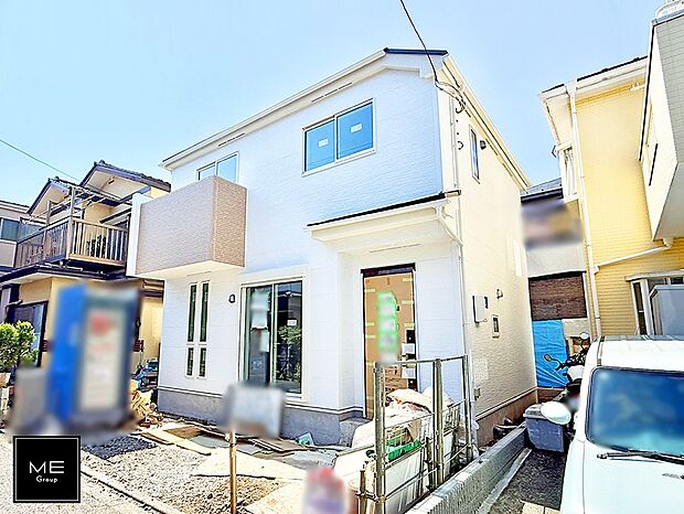 【現地外観写真】1号棟 ■暮らしを彩る充実した設備仕様が備わった住まい