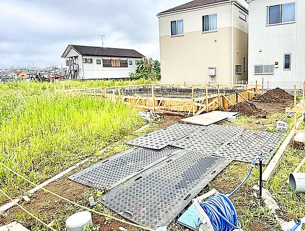 【現地外観写真】3号棟 ■暮らしを彩る充実した設備仕様が備わった住まい