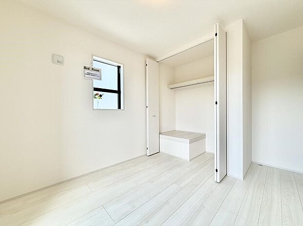 【子供部屋】1号棟 ■家具やレイアウトを自由に配置できるため使い勝手が良く快適に過ごせます