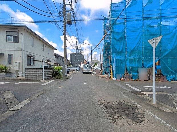 【前面道路含む現地写真】■優雅なラインが、毎日を引き立てます