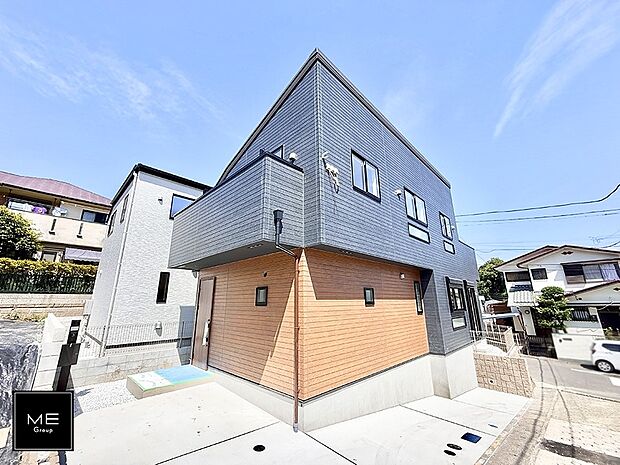 【現地外観写真】3号棟 ■家族みんなが笑顔で過ごせる、安心感のある住まい