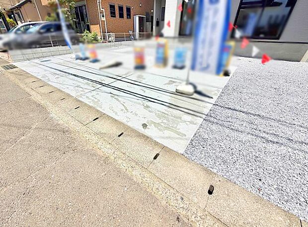 【駐車場】1号棟 ■自宅にカースペースがあると助かります
