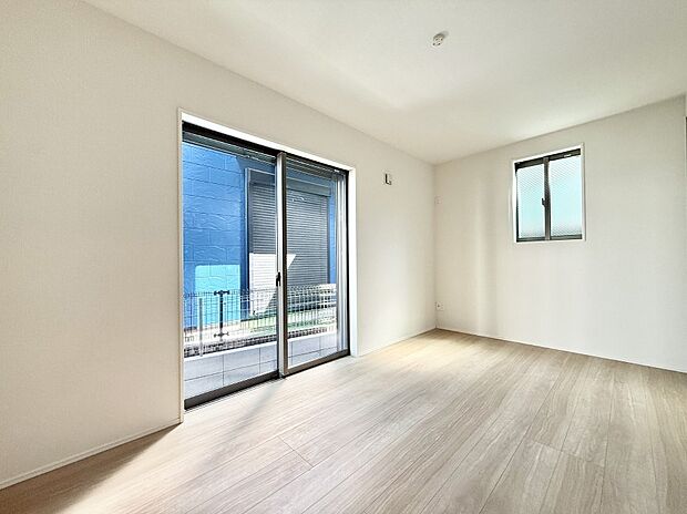 【リビング以外の居室】1号棟 ■機能的で使いやすいお部屋で毎日を快適に