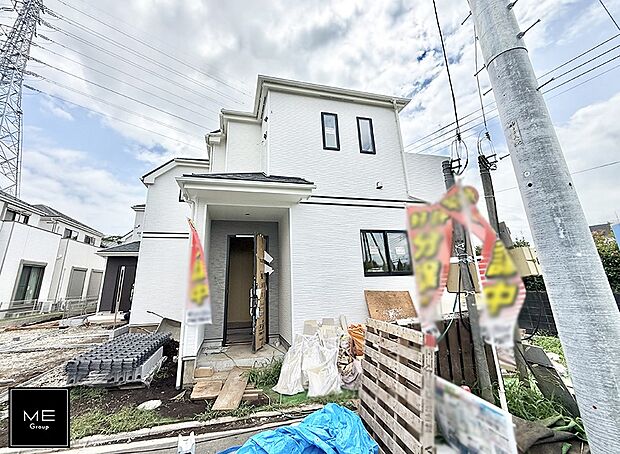 【現地外観写真】A号棟 ■暮らしを豊かにする充実した仕様設備で快適に