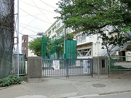 町田市立町田第一中学校 1600m(20分)