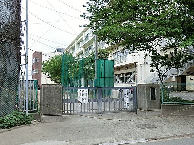 町田市立町田第一中学校(約1,600m・徒歩20分)