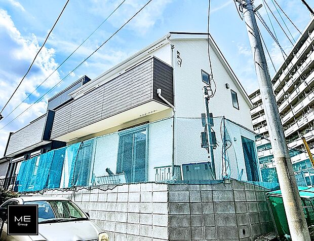 【現地外観写真】1号棟 ■暮らしを豊かにする充実した仕様設備で快適に