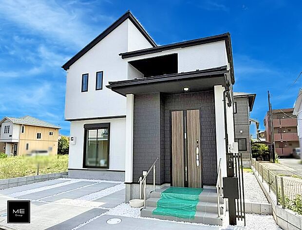 【現地外観写真】1号棟 ■家族みんなが笑顔で過ごせる、安心感のある住まい