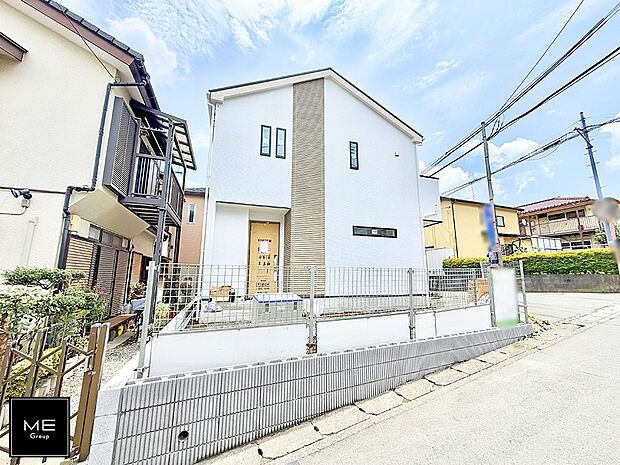 【現地外観写真】1号棟 ■家族みんなが笑顔で過ごせる、安心感のある住まい