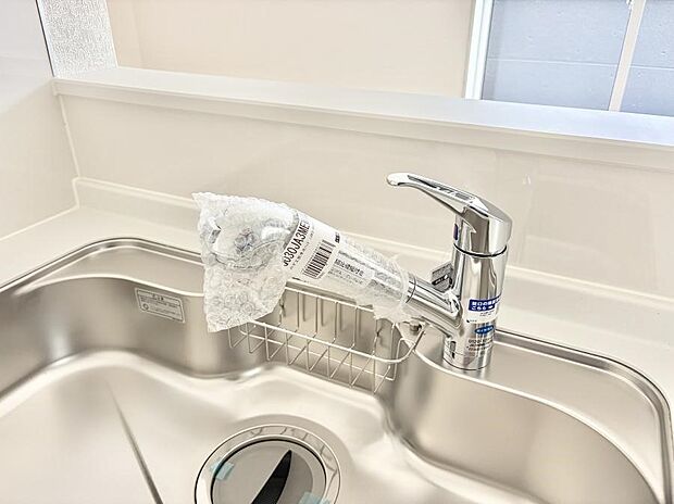 【浄水器】■清潔でおいしい水を手軽に供給してくれます