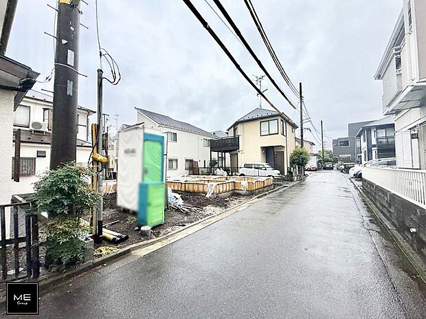 【前面道路含む現地写真】■家族とのお出かけが楽しくなる環境です