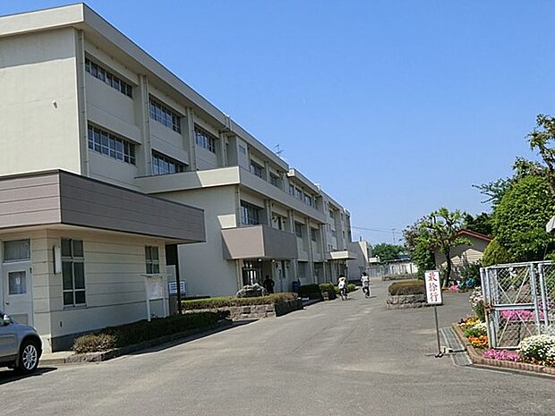 茅ヶ崎市立鶴嶺中学校（約1,100m・徒歩14分）