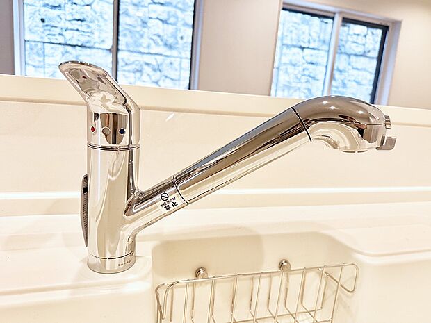 【浄水器】■清潔でおいしい水を手軽に供給してくれます