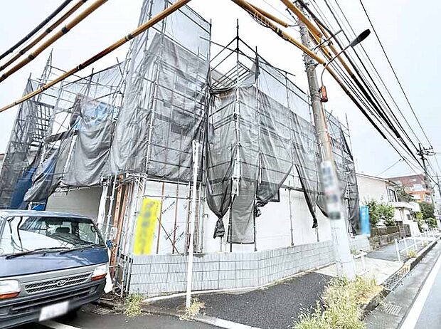 【現地外観写真】2号棟 ■家族みんなが笑顔で過ごせる、安心感のある住まい