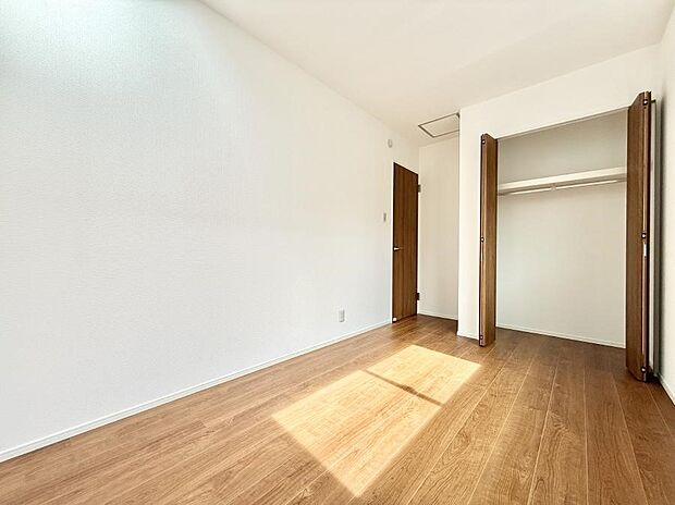 【子供部屋】1号棟 ■読書や趣味リモートワークなどさまざまな用途に対応できる柔軟さがあります