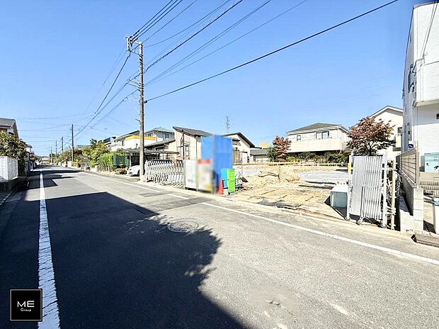 【前面道路含む現地写真】■家族とのお出かけが楽しくなる環境です