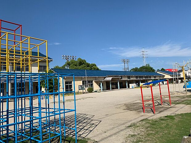 吉浜幼稚園（約600m）