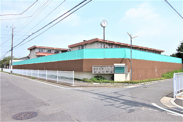 勝山小学校