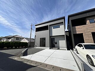 ファインアヴェニュー裾野富沢6　全3棟 外観