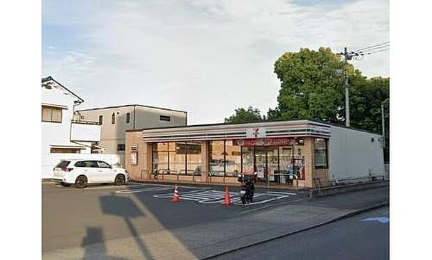 セブンイレブン三島松本南店（約250m）