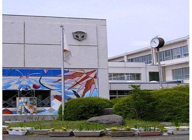 裾野市立東中学校（約1,200m）