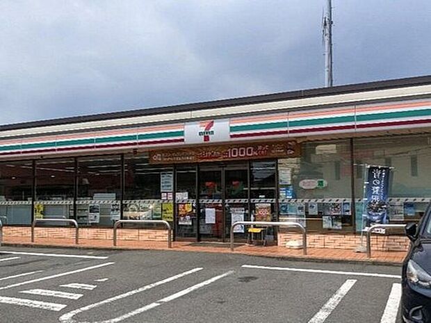 セブンイレブン三島大場駅前店（約530m）