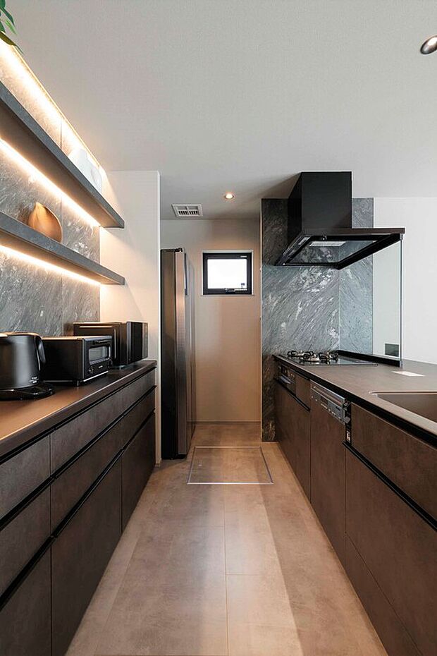 【当社施工例　キッチン】《お泊りハウス・名古屋守山展示場》　LIXIL ／ リシェル　