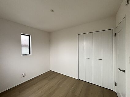 全居室収納スペース付き