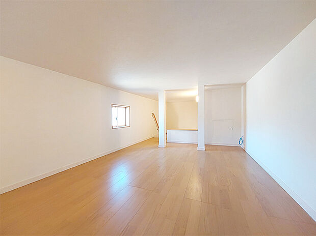 【3期6号地】小屋裏収納7.4帖